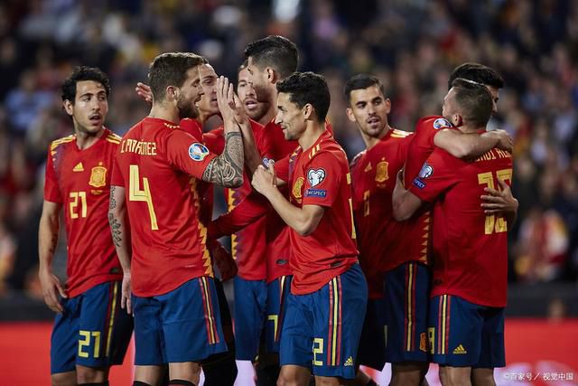 制服丝袜中文字幕在线观看